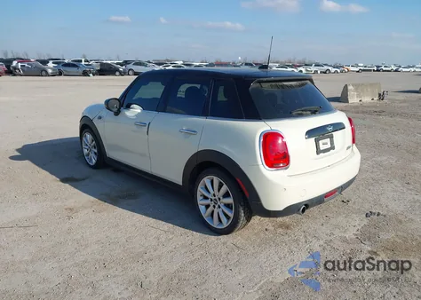 2020 Mini Hardtop Oxford Edition из США, поврежденный, VIN WMWXU7C04L2L89965